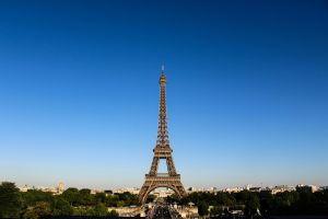 agatravel_ eifell_tower