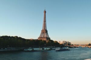agatravel_paris_river