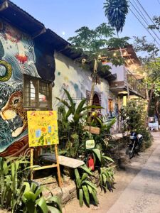 agatravel_minca_town