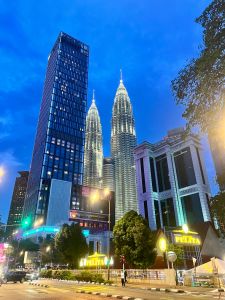 agatravel_petronas_towers